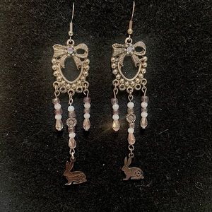 Chandelier style dangle earrings